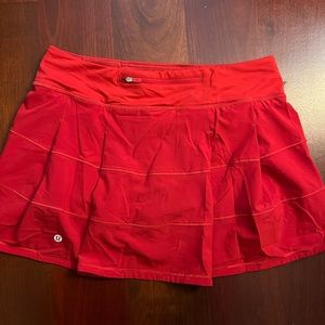 Size 8 lululemon tennis skirt